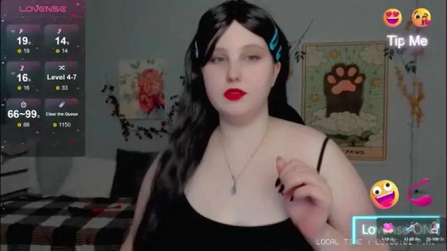 Image 11 of crystal__chris Stream on Chaturbate on 1 month ago