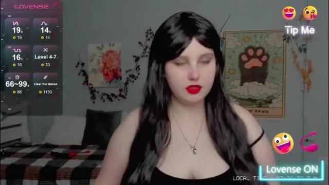 Image 3 of crystal__chris Stream on Chaturbate on 1 month ago