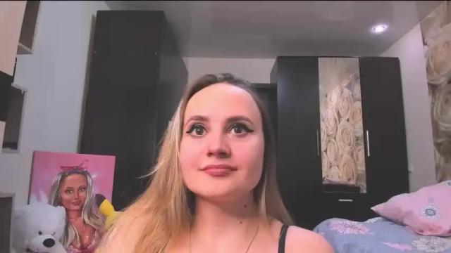 Image 3 of crystal__soul Stream on Chaturbate on 14 months ago