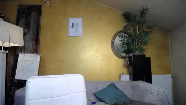 Image 8 of crystal_angel1 Stream on Chaturbate on 1 month ago
