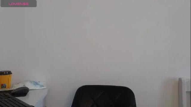 Thumbnail 3, crystal_angel1's Stream at Chaturbate, 1 month ago