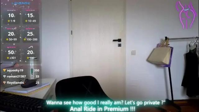 Image 10 of crystal_angel1 Stream on Chaturbate on 1 month ago