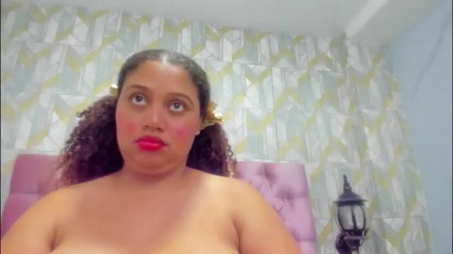 Image 2 of crystal_butterfly1 Stream on Chaturbate on 2 days ago