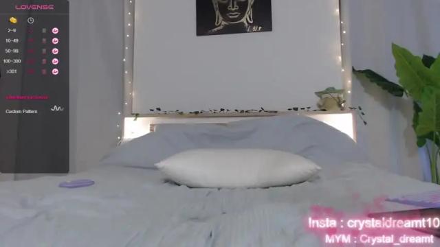 Thumbnail 1, crystal_dreamt's Stream at Chaturbate, 20 months ago