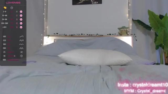 Thumbnail 3, crystal_dreamt's Stream at Chaturbate, 20 months ago