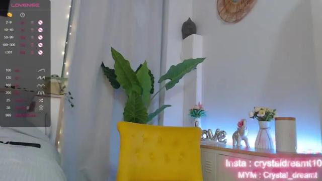 Image 10 of crystal_dreamt Stream on Chaturbate on 20 months ago