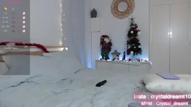 Image 4 of crystal_dreamt Stream on Chaturbate on 19 months ago