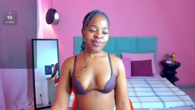 Image 11 of crystal_jj Stream on Chaturbate on 21 months ago