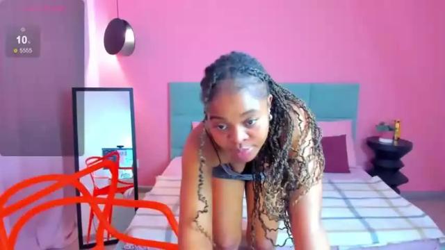 Image 6 of crystal_jj Stream on Chaturbate on 21 months ago