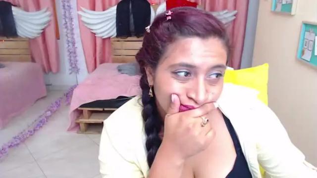 Image 11 of crystal_lua Stream on Chaturbate on 19 months ago