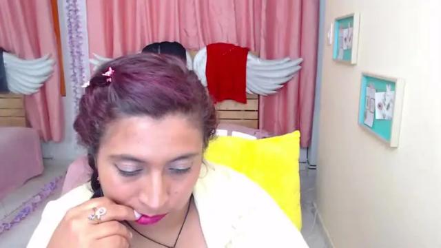 Thumbnail 3, crystal_lua's Stream at Chaturbate, 19 months ago