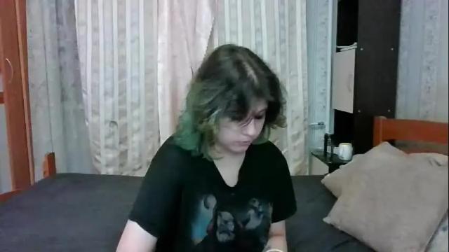 Image 12 of crystal_porn_love Stream on Chaturbate on 1 month ago