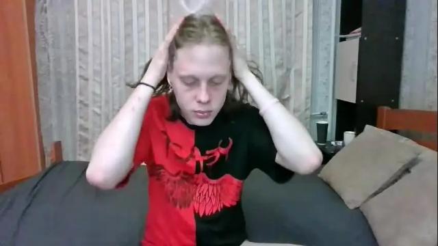 Image 3 of crystal_porn_love Stream on Chaturbate on 1 month ago