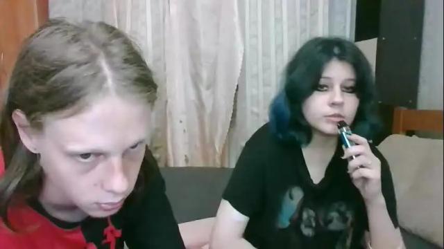 Image 4 of crystal_porn_love Stream on Chaturbate on 24 days ago