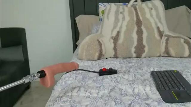 Image 7 of crystal_ray_777 Stream on Chaturbate on 9 days ago