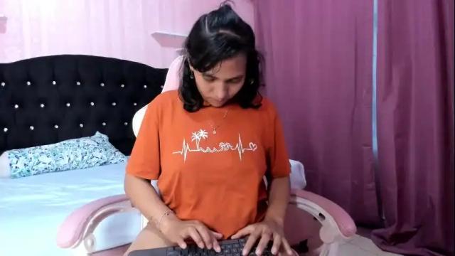 Thumbnail 2, crystal_skyes's Stream at Chaturbate, 8 months ago