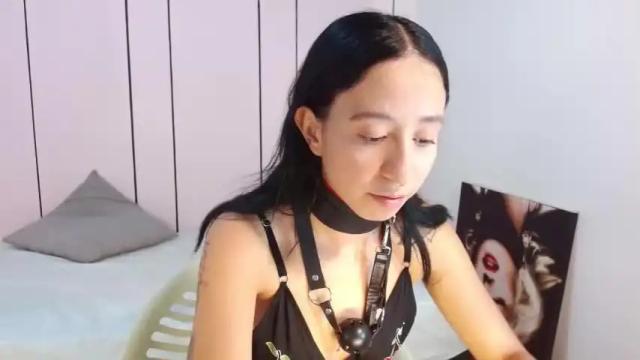 Image 7 of crystalcoleman Stream on Chaturbate on 15 months ago