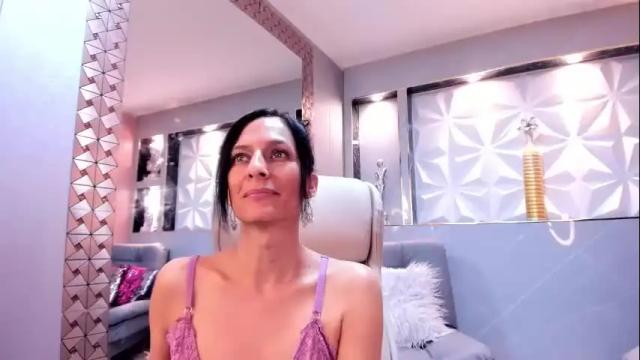 Thumbnail 2, crystaleyes_'s Stream at Chaturbate, 19 months ago