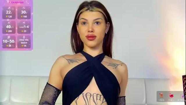 Image 6 of crystalferro Stream on Chaturbate on 20 days ago