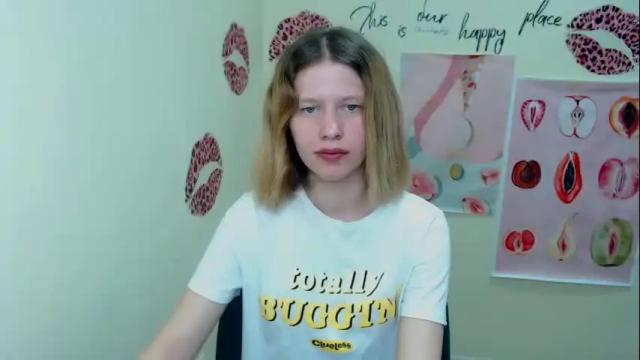 Image 3 of crystalgirl__ Stream on Chaturbate on 14 days ago