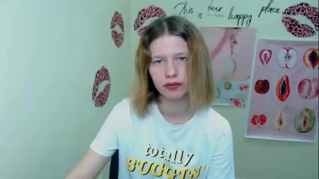 Image 6 of crystalgirl__ Stream on Chaturbate on 14 days ago