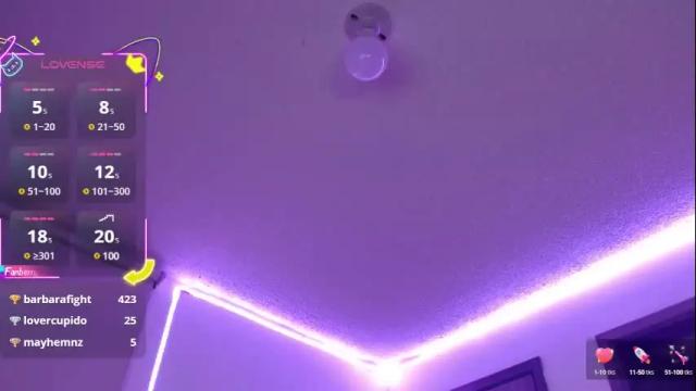 Image 2 of crystalitesq Stream on Chaturbate on 9 months ago