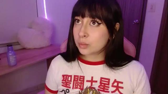 Image 3 of crystalitesq Stream on Chaturbate on 8 months ago