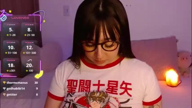 Image 6 of crystalitesq Stream on Chaturbate on 4 months ago