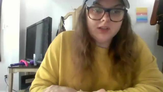 Thumbnail 1, crystalizzzee's Stream at Chaturbate, 20 months ago