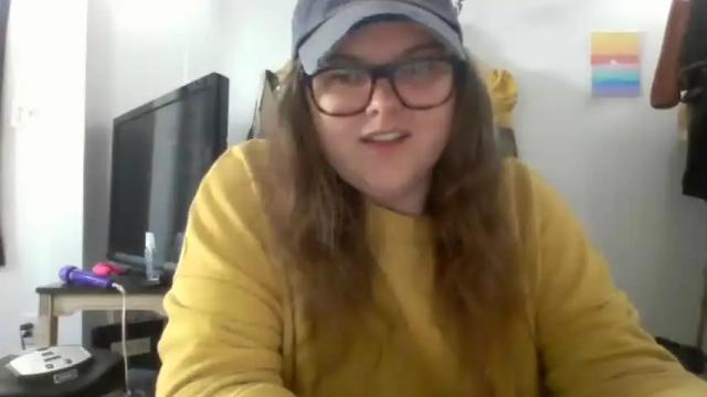 Image 11 of crystalizzzee Stream on Chaturbate on 20 months ago