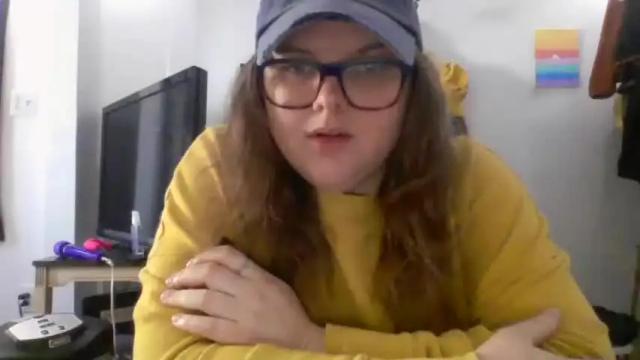 Thumbnail 3, crystalizzzee's Stream at Chaturbate, 20 months ago