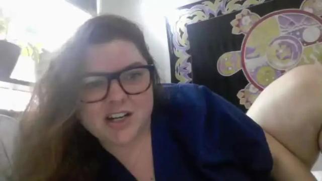 Image 10 of crystalizzzee Stream on Chaturbate on 20 months ago