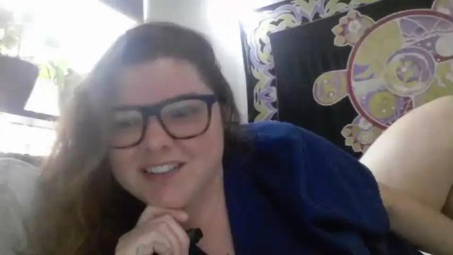 Image 11 of crystalizzzee Stream on Chaturbate on 20 months ago