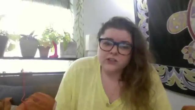 Thumbnail 2, crystalizzzee's Stream at Chaturbate, 19 months ago