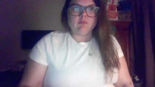 Image 7 of crystalizzzee Stream on Chaturbate on 6 months ago