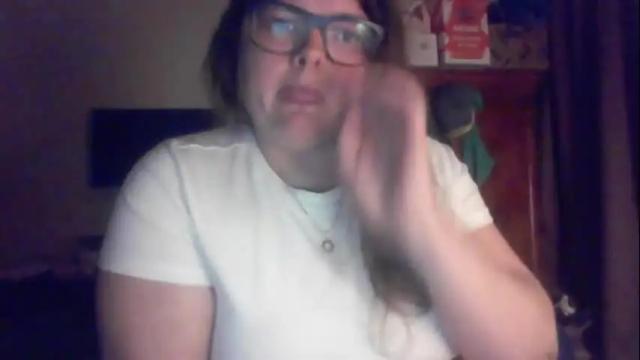 Image 8 of crystalizzzee Stream on Chaturbate on 6 months ago