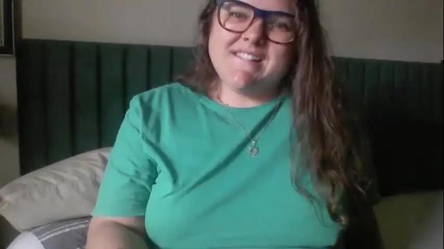 Thumbnail 3, crystalizzzee's Stream at Chaturbate, 6 months ago