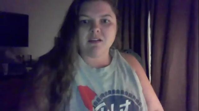 Image 3 of crystalizzzee Stream on Chaturbate on 3 months ago