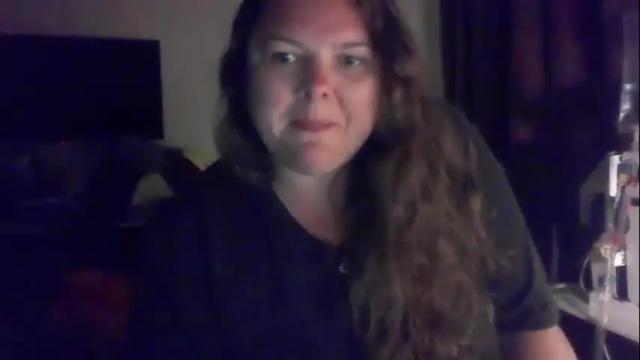 Image 4 of crystalizzzee Stream on Chaturbate on 3 months ago