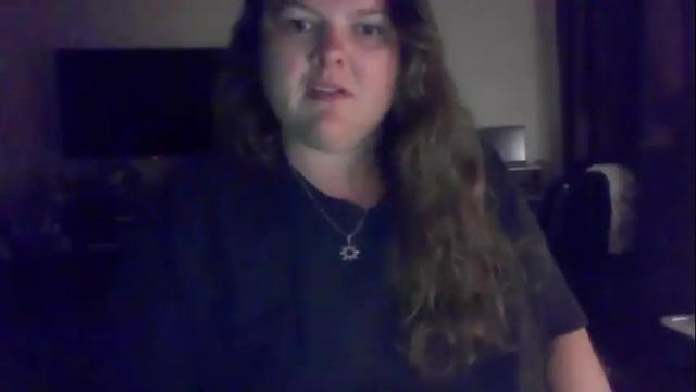 Image 6 of crystalizzzee Stream on Chaturbate on 3 months ago