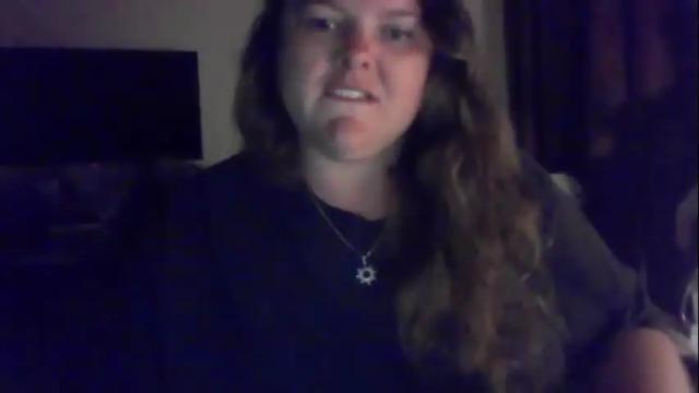 Image 7 of crystalizzzee Stream on Chaturbate on 3 months ago