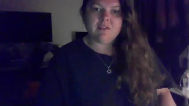 Image 8 of crystalizzzee Stream on Chaturbate on 3 months ago