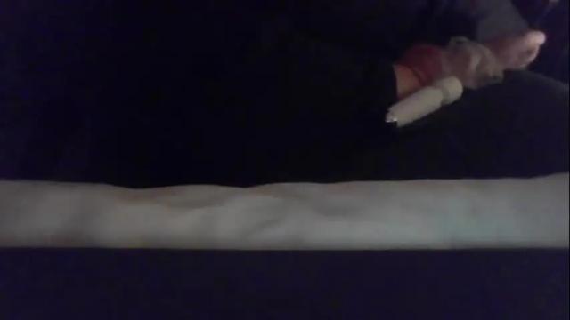 Image 4 of crystalizzzee Stream on Chaturbate on 2 months ago