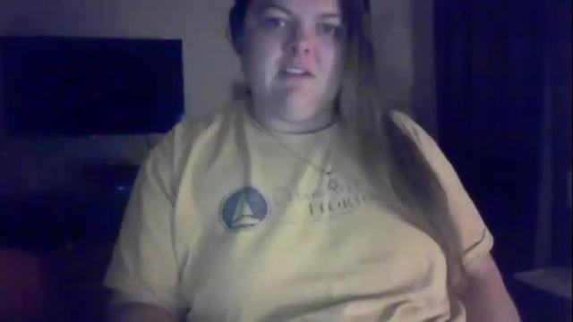 Image 2 of crystalizzzee Stream on Chaturbate on 1 month ago