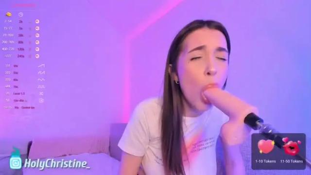 Image 4 of crystallamb Stream on Chaturbate on 17 months ago