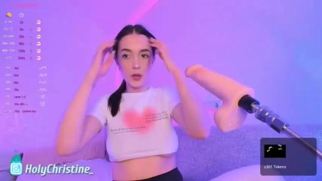 Image 7 of crystallamb Stream on Chaturbate on 17 months ago