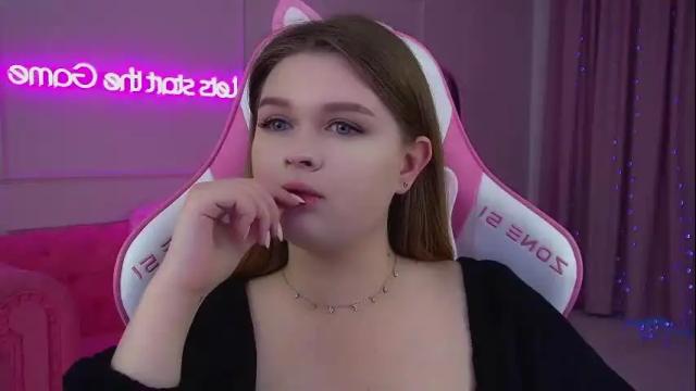 Thumbnail 2, crystallyons's Stream at Chaturbate, 1 month ago