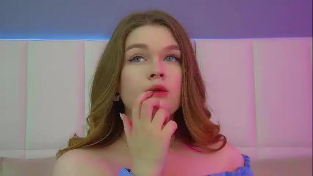 Image 10 of crystallyons Stream on Chaturbate on 28 days ago