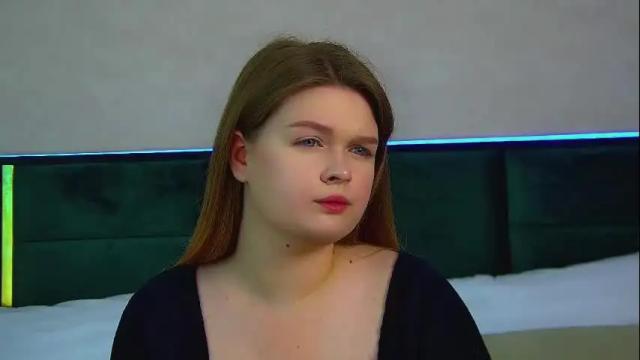 Image 12 of crystallyons Stream on Chaturbate on 9 days ago