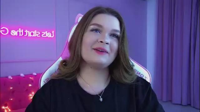 Thumbnail 1, crystallyons's Stream at Chaturbate, 24 days ago